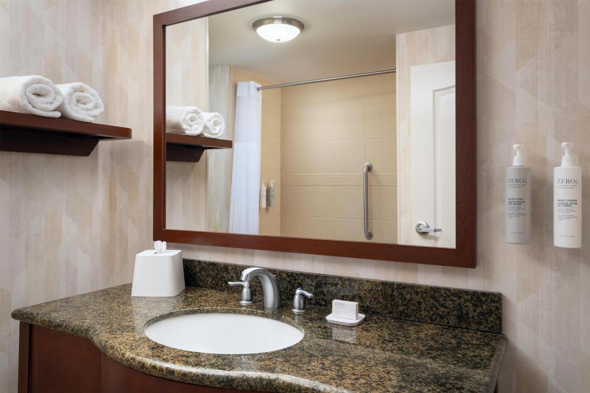 Hampton & Knoxville-turkey Creek Farragut Hotel